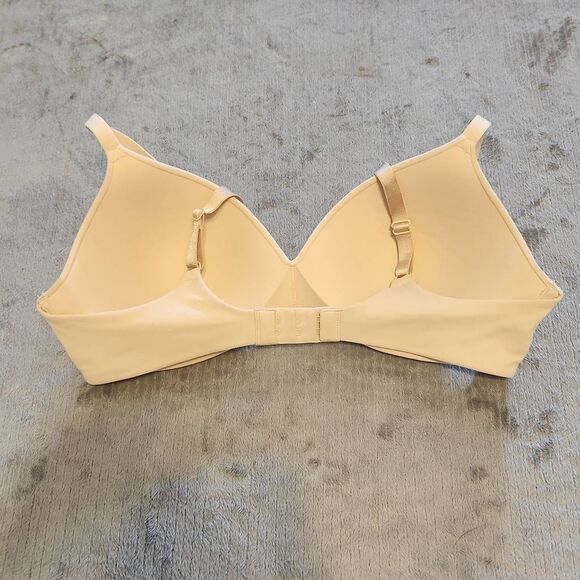 Wacoal How Perfect Wire Free T-Shirt Bra 852189 Size 36B Beige - Picture 2 of 3